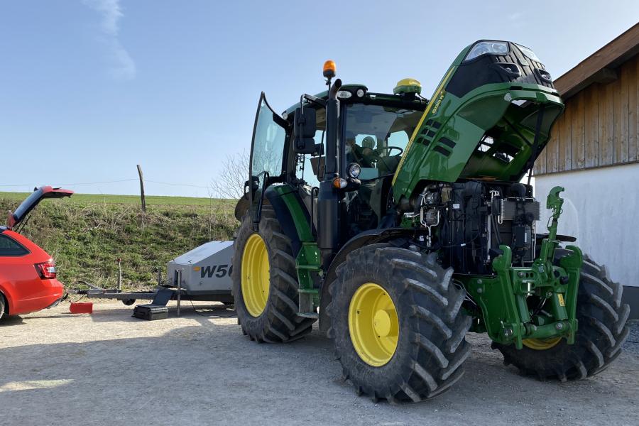 Engine tuning for the John Deere 6130 R 